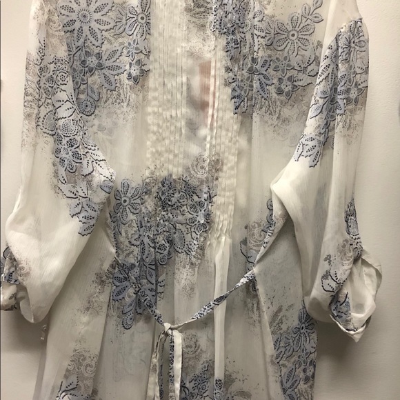 American Rag plus size blouse - Picture 3 of 5